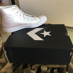 maroon converse academy